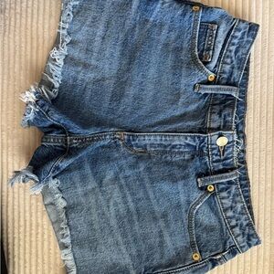 High-Rise Frayed Hem Denim Shorts - Blue